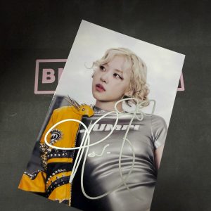 BLACKPINK Rosé Signed Photo 07
